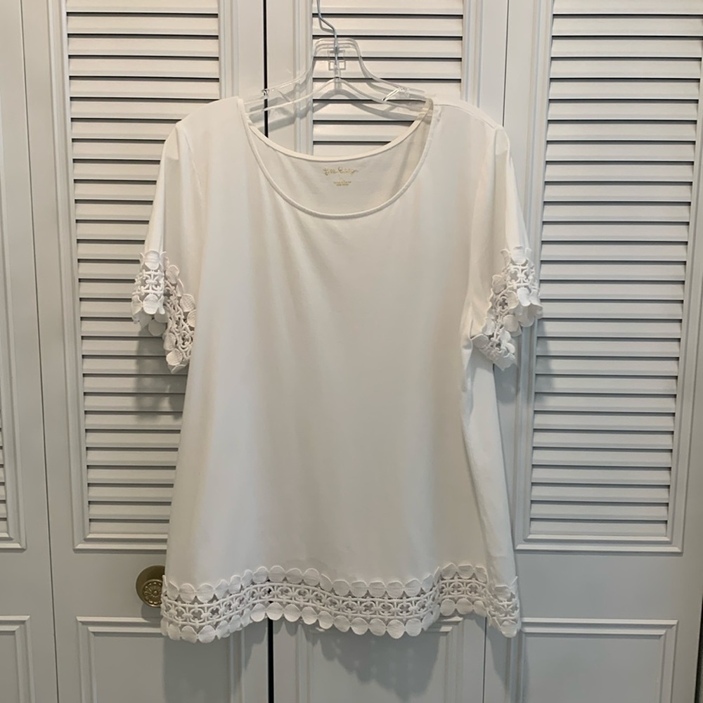 Lilly Pulitzer Hayes top in resort white size x/l